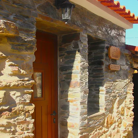 Casas Dos * Carregais