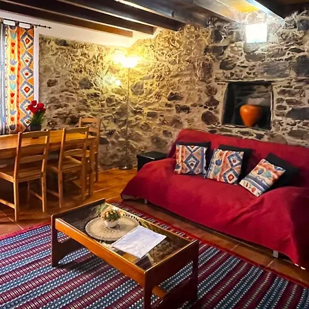 Holiday home Casas Dos *