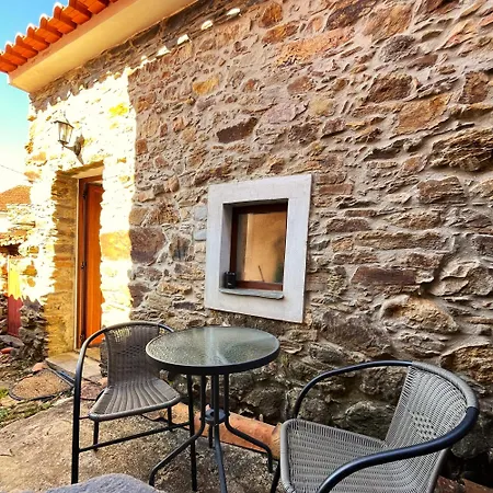 Casas Dos *