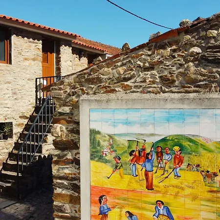 Casas Dos Carregais