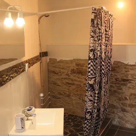 Casas Dos Carregais