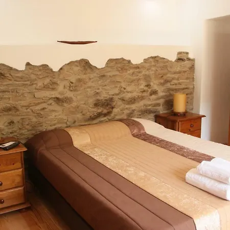 Casas Dos 度假居 Carregais