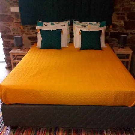 Casas Dos 度假居 Carregais