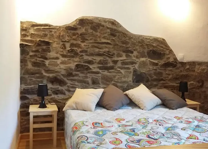 Casas Dos *