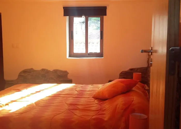 Casas Dos * Carregais