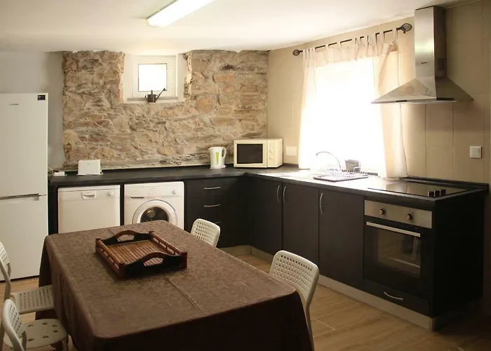 Casas Dos *